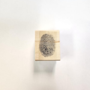 P24 Sello de goma de huella dactilar WM 1x0,6 pulgadas