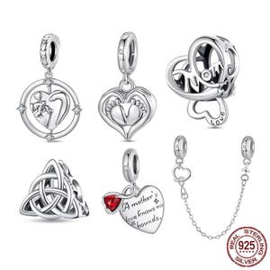 Regalo para el Día de la Madre: Dije con forma de pie de bebé, letra "Amor de mamá", cuentas de corazón rojo, compatible con pulsera Pandora, plata de ley 925, regalo para ella