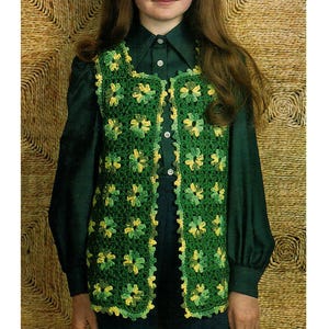 Gemakkelijk retro oma vierkant motief gilet jas picotrand kindertieners 22-35 inch DK 8-laags vintage haakpatroon pdf Direct downloaden