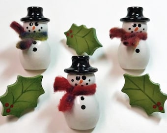 Hand Painted Wood Snowman, Holly & Berries, Christmas Push Pins, Holiday Push Pins, Decorative Push Pins, Cork Board Tacks, Winter Push Pins