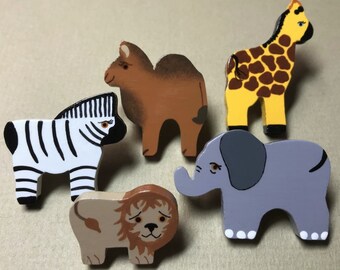 Zoo Animal Push Pins, Elephant, Zebra, Camel, Lion, Giraffe, Hand Painted Pins, Decorative Push Pins, Cork Board, Memo Pins, Message, Memory