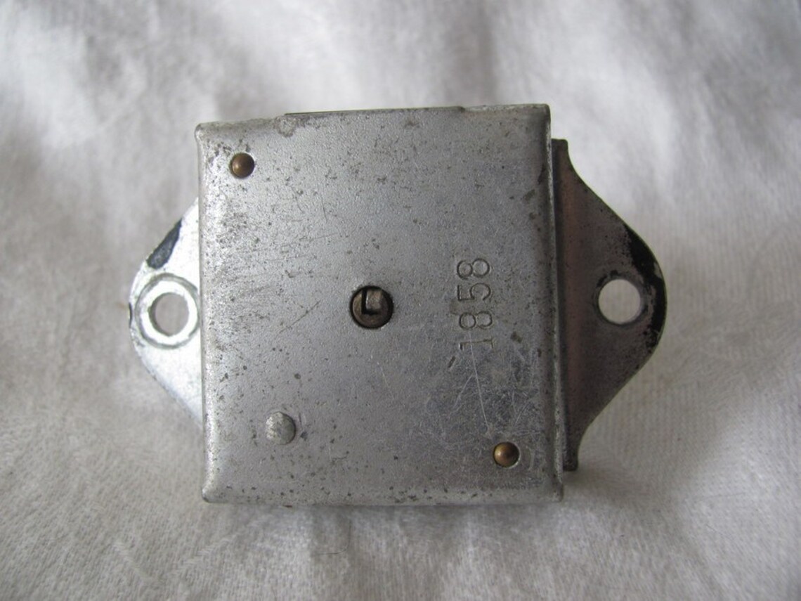 VINTAGE YALE LOCK AND KEYpf Etsy