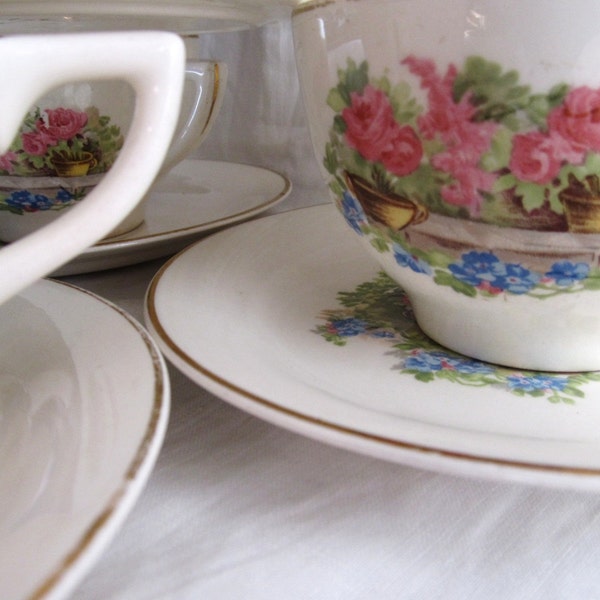 Vintage 1930's/40's, 16 Piece Pink , Setting For 2, Flower Garden Stetson Dishes With 22 Kt. Gold Trim