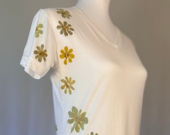 ECO PRINTED V Neck T Shirt RELAXED Fit, Color White, w/ Hammered Cosmos Flowers, Size Small