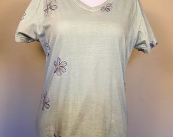 ECO PRINTED V Neck T Shirt RELAXED Fit, Color Light Muir, w/ Hammered Red Cosmos, Size Large