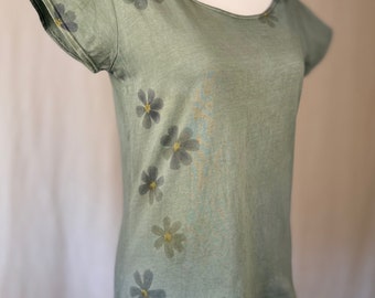 ECO PRINTED Scoop Neck T Shirt Lagoon, Size Medium / Muir with Blue Cosmos