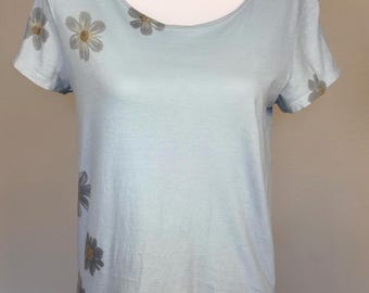 ECO PRINTED Scoop Neck T Shirt RELAXED Loose Box Fit, Color Headlands, w/ Hammered Red Cosmos, Size Small