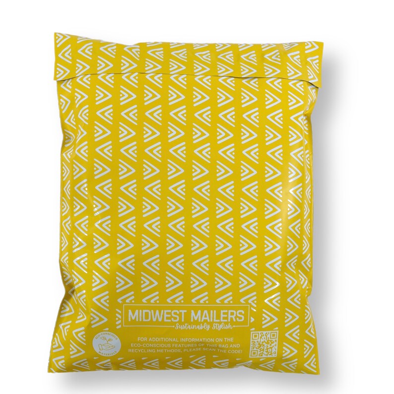 May include: A yellow poly mailer with a white geometric pattern. The mailer has a label that says "Midwest Mailers - Sustainably Stylish" and includes a QR code. For additional information on the eco-conscious features of the bag and recycling methods, please scan the code.