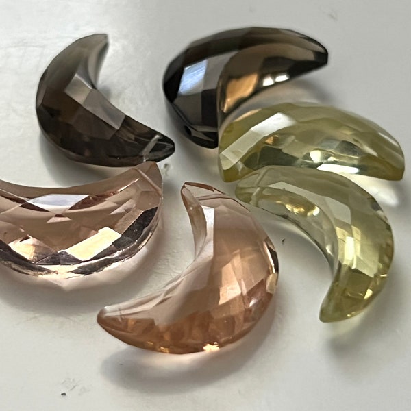 Earth tone hydro quartz crescent trio