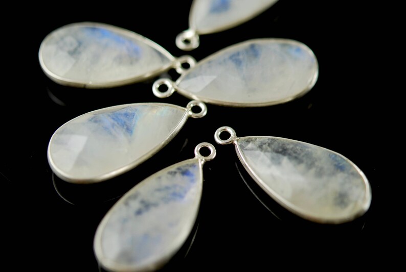 moonstone pendant in sterling silver 2 pieces 20.00