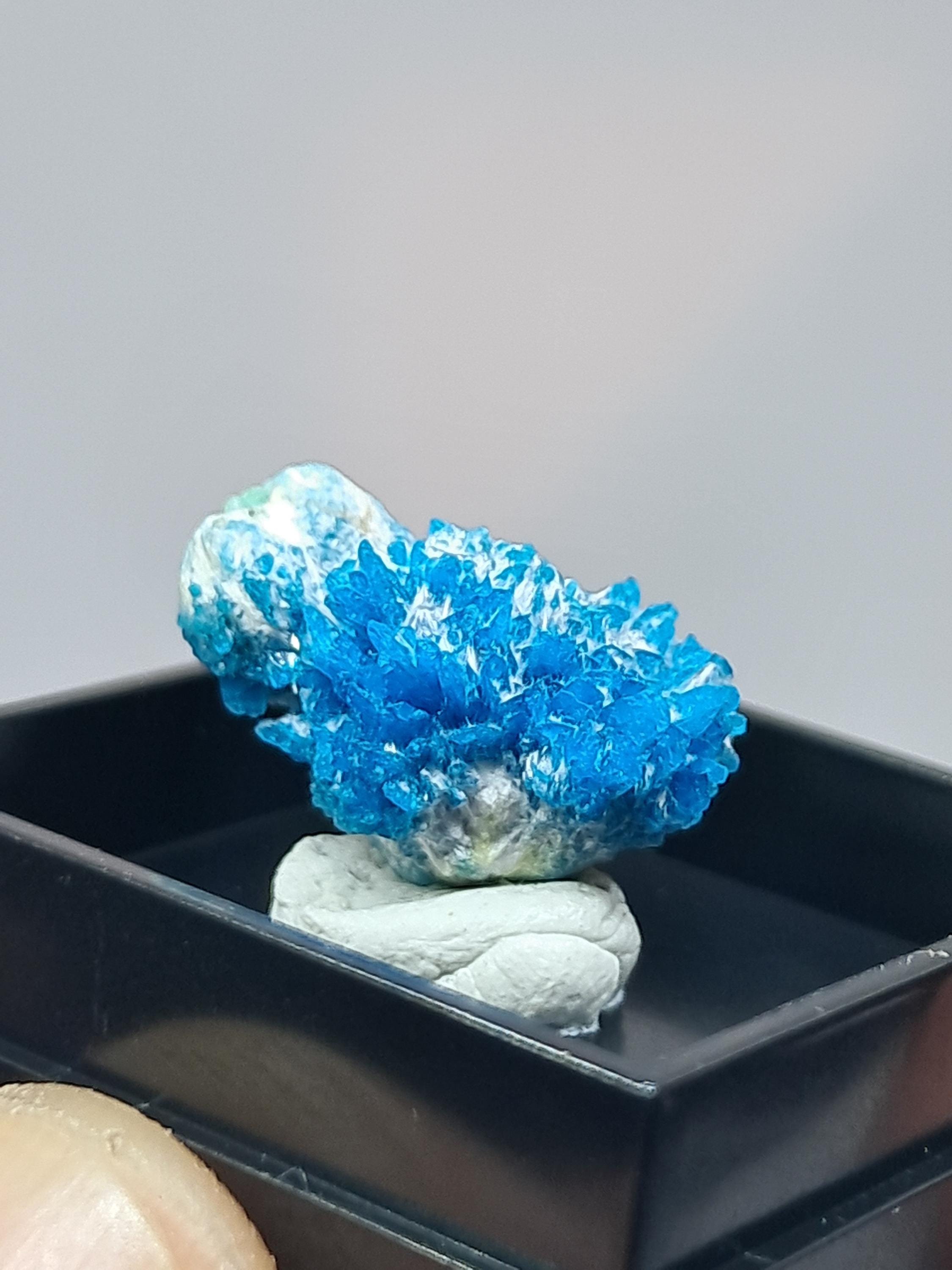 ペンタゴナイト　原石　鉱物標本　天然石　56 il_fullxfull.7278923336_66rv.jpg