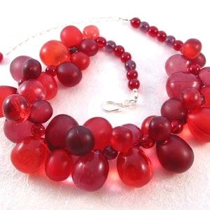 Red and Purple Grapes Necklace image 2