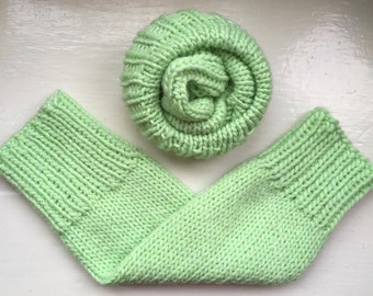 Leg warmers, chunky, warm, cosy knit, alpaca and soft merino wool mix, unisex, light apple green