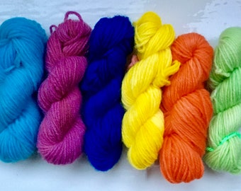 Hand dyed mini skein set , bright rainbow, sock wool, semi solid colour