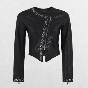 Blouson motard femme en cuir noir avec clous à oeillets sympas et fermetures éclair YKK - Blousons de soirée moto style rock élégants et polyvalents, cadeaux