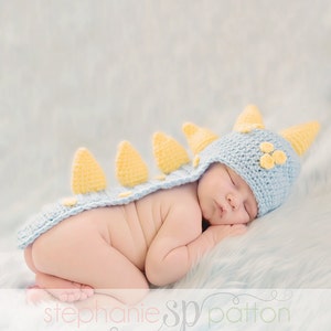 Newborn Baby Dinosaur costume- Crochet Dinosaur Prop- Dinosaur outfit- animal outfit - Dino Hat prop- Photography Prop- Halloween Costume