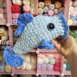 Peluche a forma di pesce persico all&#39;uncinetto, amigurumi, peluche a forma di pesce persico, animale all&#39;uncinetto, regalo di pesca, decorazione a forma di pesce, regalo per baby shower.