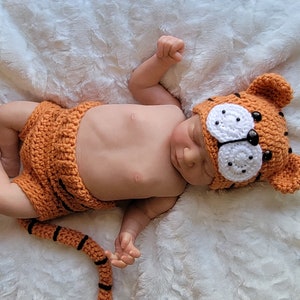 Newborn Tiger Outfit Baby Tiger hat-animal hat Tiger Set Newborn photo prop-Crochet baby outfit Halloween costume Year of the tiger image 8