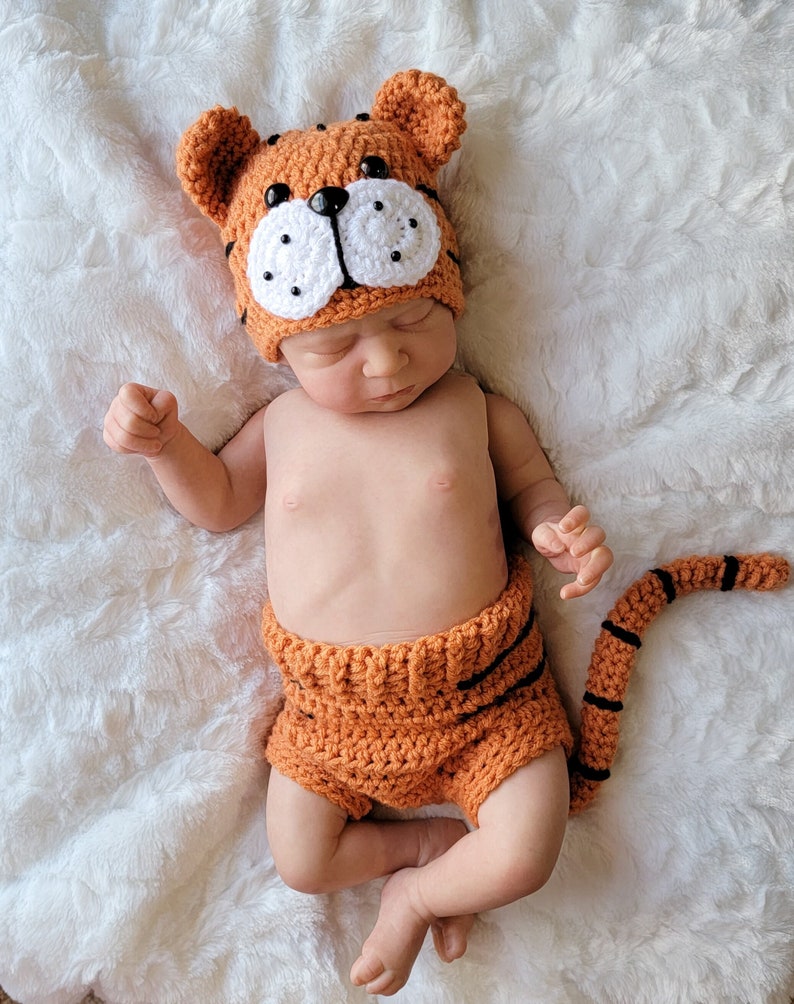 Newborn Tiger Outfit Baby Tiger hat-animal hat Tiger Set Newborn photo prop-Crochet baby outfit Halloween costume Year of the tiger image 2