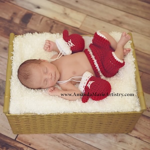 Crochet Baby Boxing set - boxing gloves -  shorts - baby outfit - boxing trunks - newborn Boxing Outfit - newborn Photo prop - Baby costume