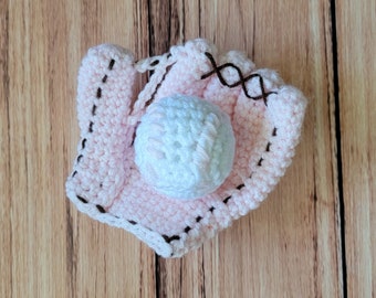 Baby girl Glove and Ball - Sports glove - Crochet Glove - Baseball Mitt - Softball Glove - newborn photo prop- baby costume- custom colors