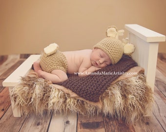 Crochet Newborn Deer Outfit - Baby Deer Set - Baby Deer Hat - Baby animal hat - newborn photo prop - crochet baby outfit - Halloween Costume