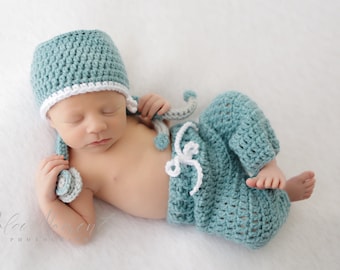 Doctor scrubs - Newborn Scrubs - Hospital scrubs - Baby scrubs Set - Nurse scrub set - stethoscope - photo prop - newborn - infant -toddler