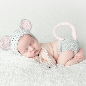 Crochet Mouse Costume - Year of Rat - baby mouse Hat -Mouse outfit - Baby animal hat- newborn photo prop -mouse set - Halloween Costume