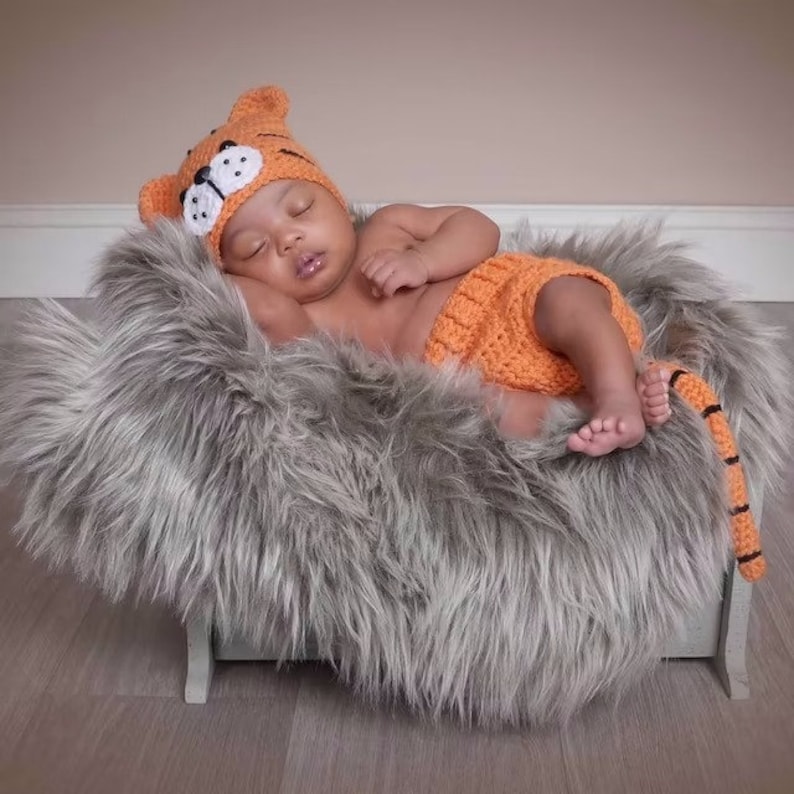 Newborn Tiger Outfit Baby Tiger hat-animal hat Tiger Set Newborn photo prop-Crochet baby outfit Halloween costume Year of the tiger image 1