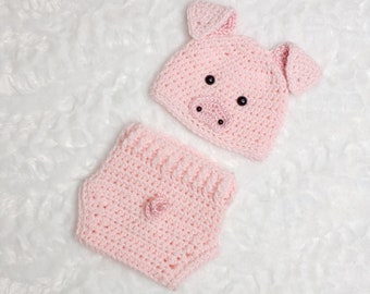 Crochet Baby Pig Outfit- Baby Pig hat -Pig Beanie -animal hat-Pig Set-photo Prop-Newborn photo prop-Crochet baby outfit-Halloween costume