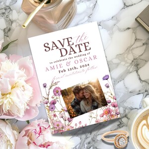 Digitale canva-download met wilde bloemen, Save the Date | Bewerkbare romantische trouwkaart met gepersonaliseerde foto | Op de natuur geïnspireerde afdrukbare WILD03