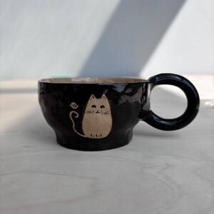 Handmade Cat Ceramic Mug Set: Circle Handle, Unique Design (200 ml)