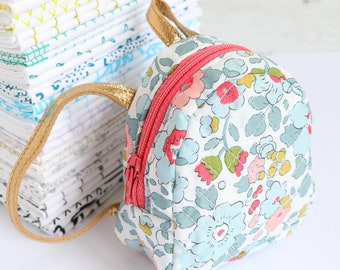 Doll backpack, mini backpack pattern, digital download, backpack pattern, toy backpack, doll clothes pattern, mini purse pattern