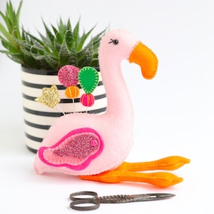 Flamingo pin cushion pattern, needle minder, plush sewing pattern, instant download, felt flamingo pincushion image 1