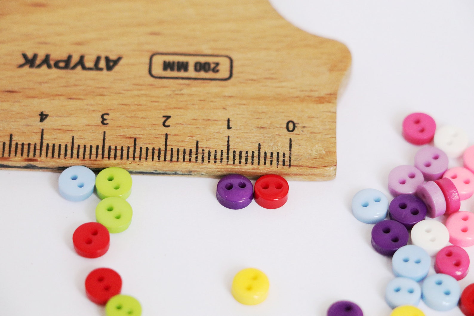 Tiny doll buttons small buttons doll clothes blythe Etsy