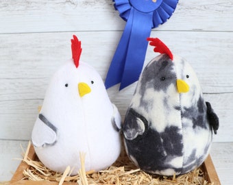 Chicken Pincushion Sewing Pattern: Felt Needle Minder (Digital Download)