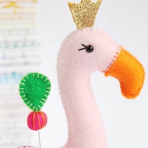 Flamingo pin cushion pattern, needle minder, plush sewing pattern, instant download, felt flamingo pincushion image 9