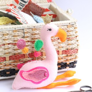 Flamingo pin cushion pattern, needle minder, plush sewing pattern, instant download, felt flamingo pincushion image 2