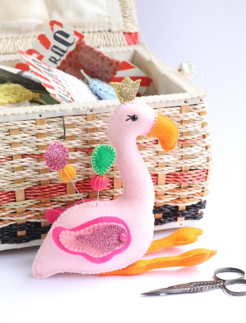 Flamingo pin cushion pattern, needle minder, plush sewing pattern, instant download, felt flamingo pincushion image 2