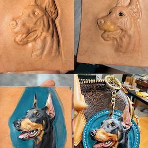 Puede incluir: Cuatro im&aacute;genes que muestran arte de Doberman. Dos son retratos de perros en cuero repujado, uno es un retrato pintado sobre un cuadrado y el &uacute;ltimo es un llavero con un retrato de Doberman en un c&iacute;rculo azul.