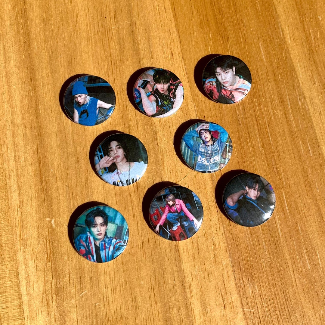 BTS-HYYH ON STAGE EPILOGUE PIN BUTTON SET | eBay