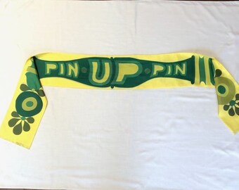 Vintage 1970's Groovy Mod Pin Up Scarf Sash Rare Pattern Flower Power green and yellow