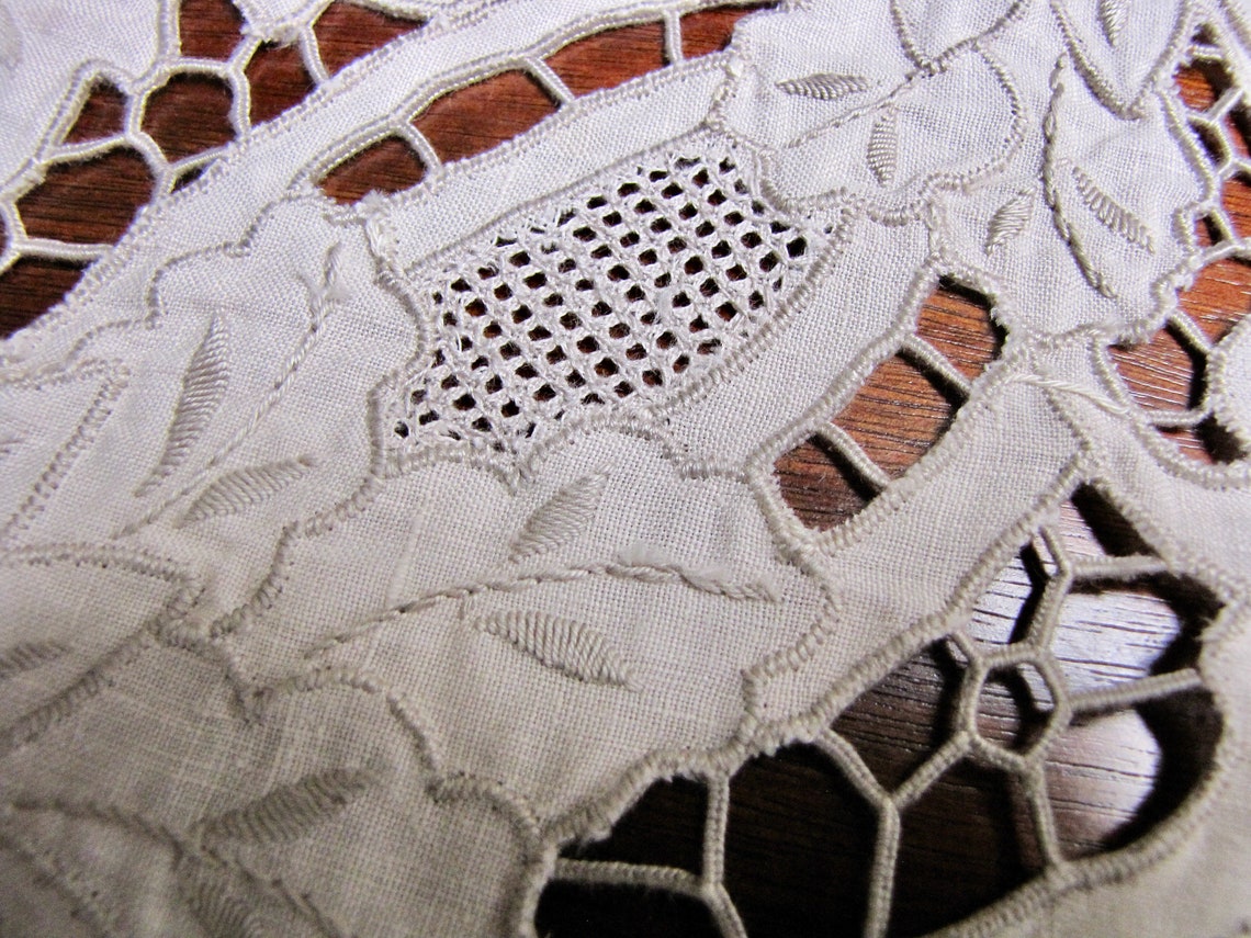 Vintage Richelieu Linen Cutwork and Embroidered Placemats 8 Etsy