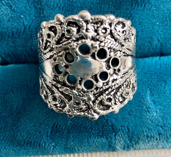 Vintage Large Ornate Filigree Silver Ring - image 2