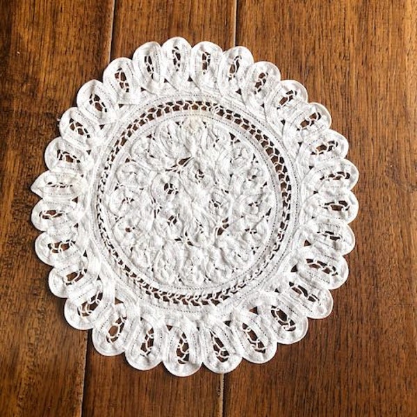 Vintage Battenburg Lace Doily, Intricate detail, vintage Wedding