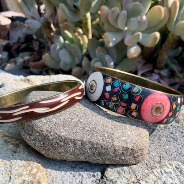 Vintage Carved Inlaid Mosaic bone and Brass Bangles, set of 2, summer bracelets, Boho Aesthetic Jewelry