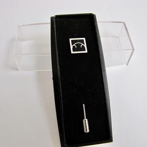 Vintage VW Volkswagen Beetle Silhouette Stick Pin in Box