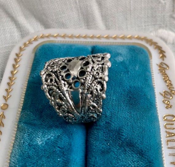Vintage Large Ornate Filigree Silver Ring - image 5