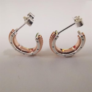 ピアス Numbering Double Line Pave Hoop Earrings #3126 5BNY045 KE3022_CLGO_MODEL_HR.jpg?v=
