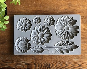 He Loves Me 6x10 IOD Mould by Iron Orchid Designs
